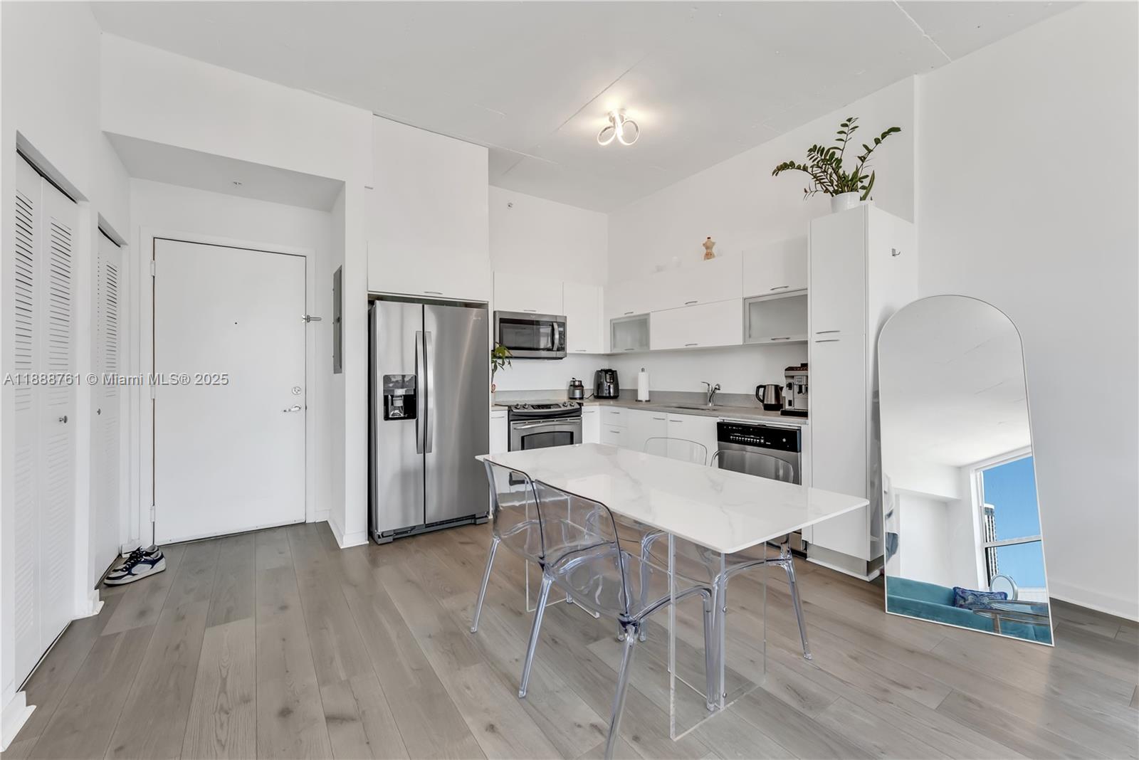 133 NE 2nd Ave #917, Miami FL 33132