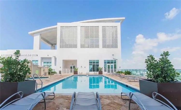 133 NE 2nd Ave #917, Miami FL 33132