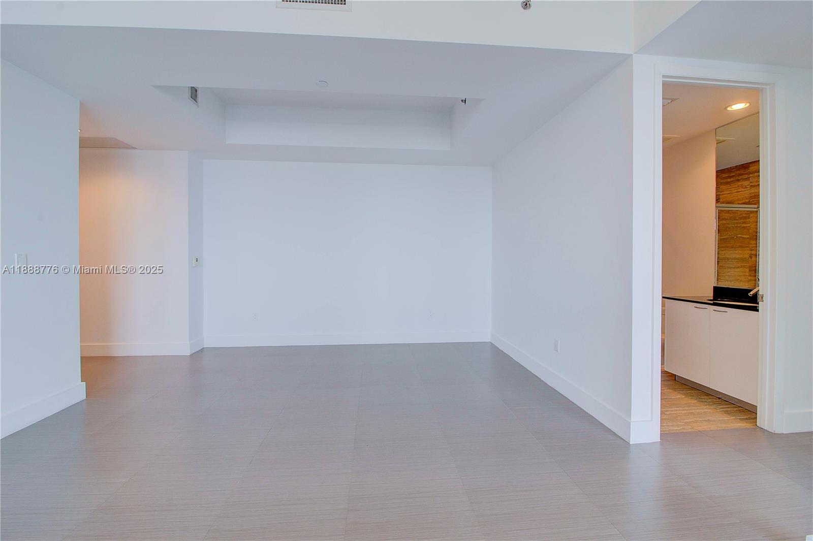 15901 Collins Ave #1605, Sunny Isles Beach FL 33160