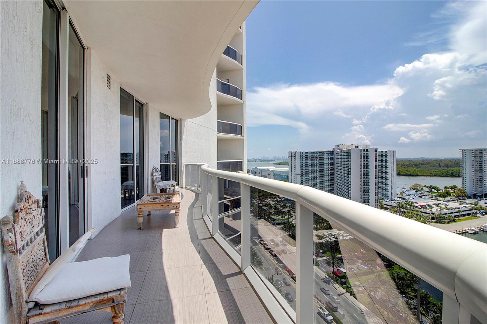 15901 Collins Ave #1605, Sunny Isles Beach FL 33160