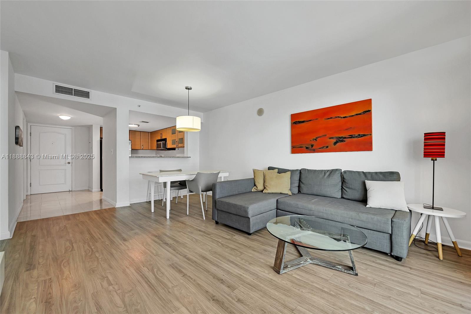 2101 BRICKELL AVENUE #905, Miami FL 33129