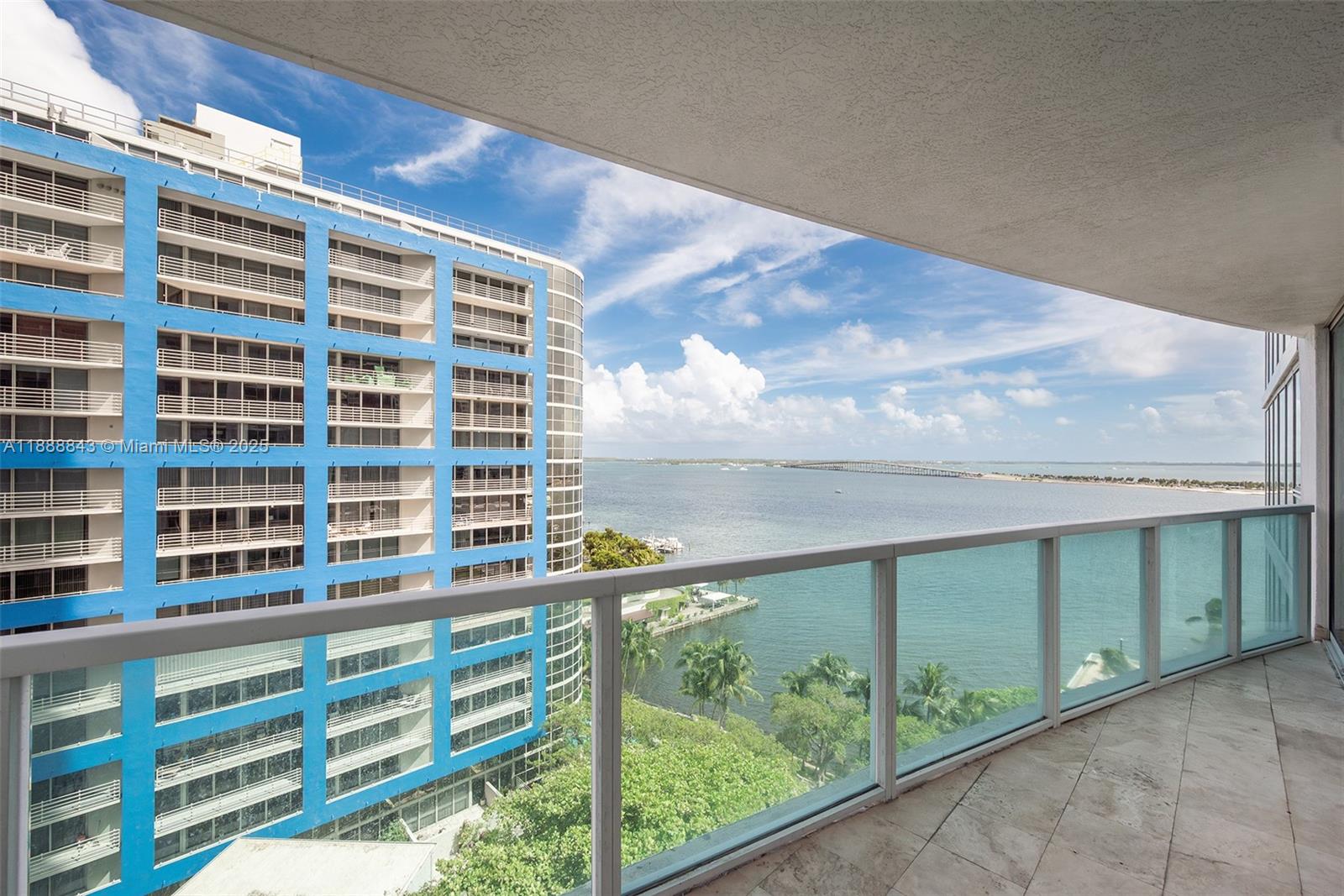 2101 BRICKELL AVENUE #905, Miami FL 33129