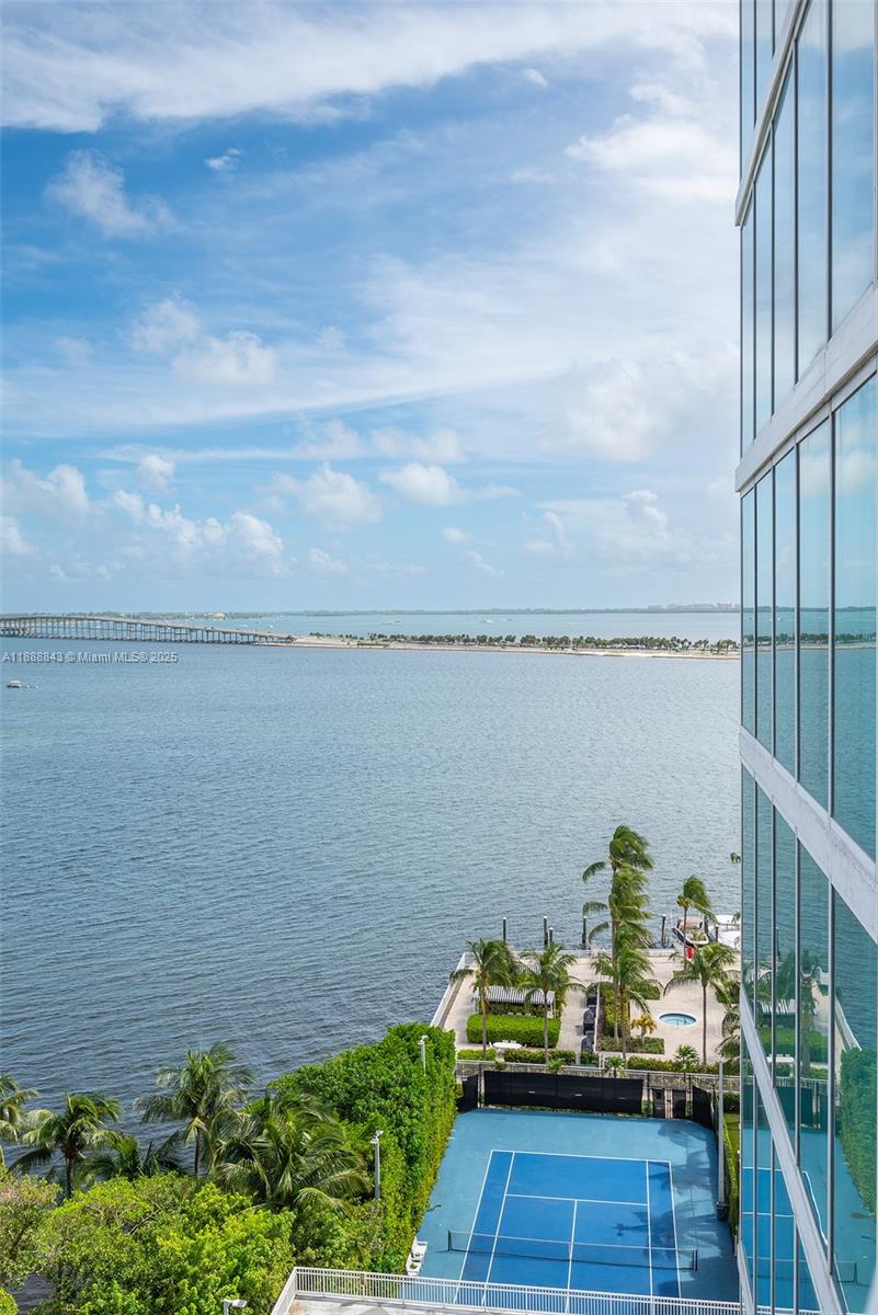 2101 BRICKELL AVENUE #905, Miami FL 33129