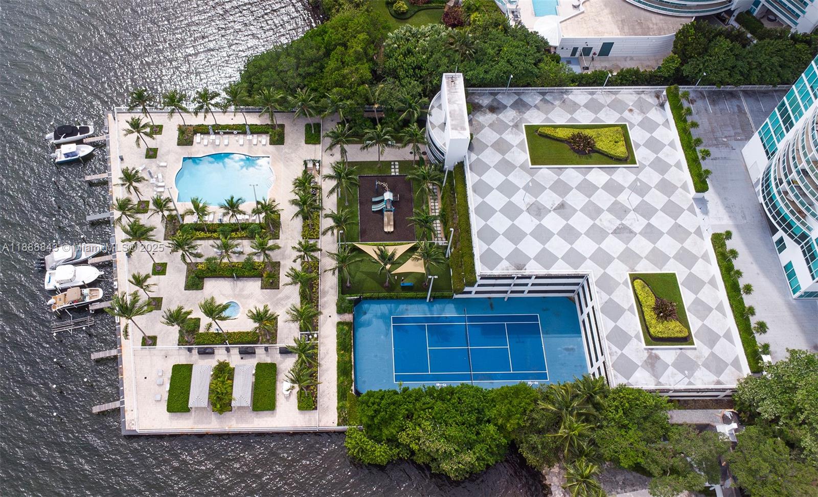 2101 BRICKELL AVENUE #905, Miami FL 33129