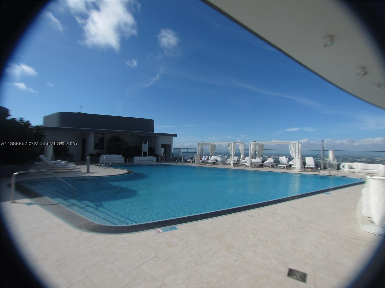 1000 Brickell Plz #4805, Miami FL 33131