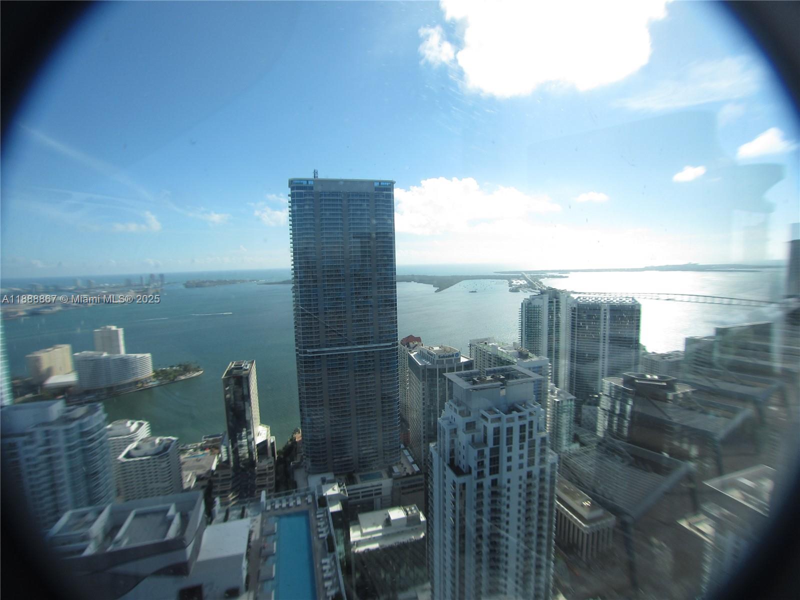 1000 Brickell Plz #4805, Miami FL 33131