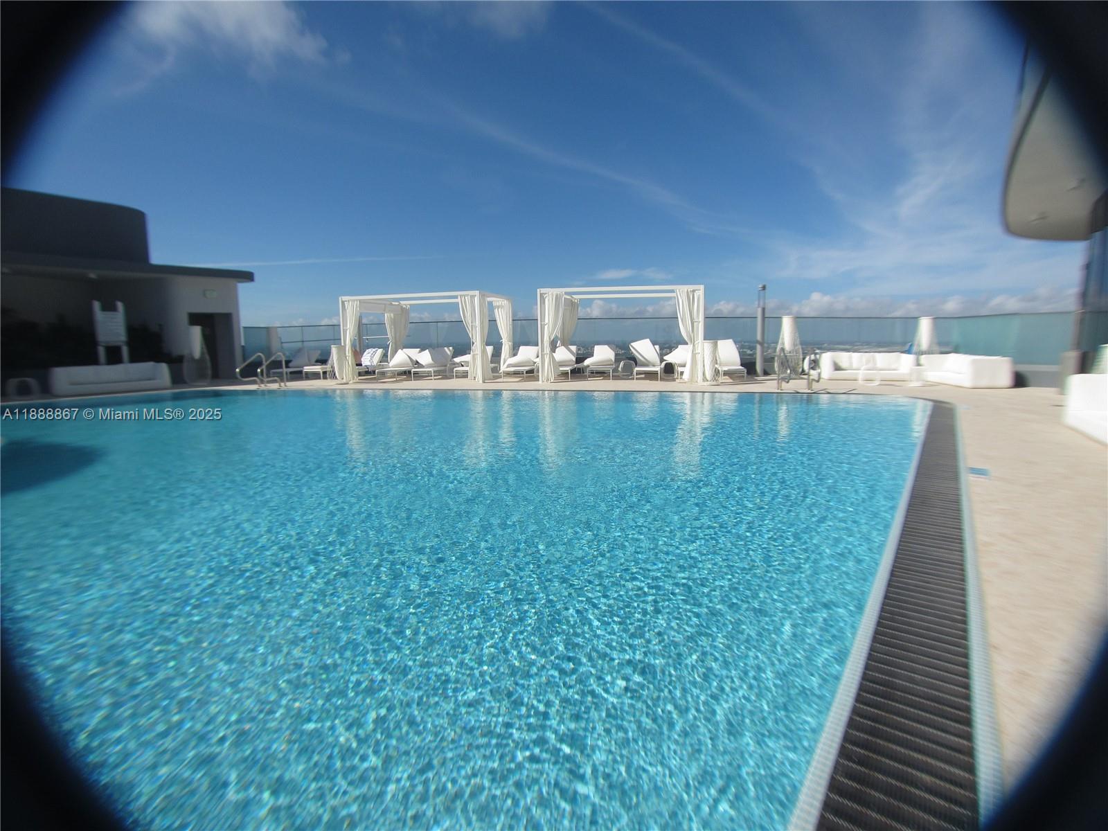 1000 Brickell Plz #4805, Miami FL 33131