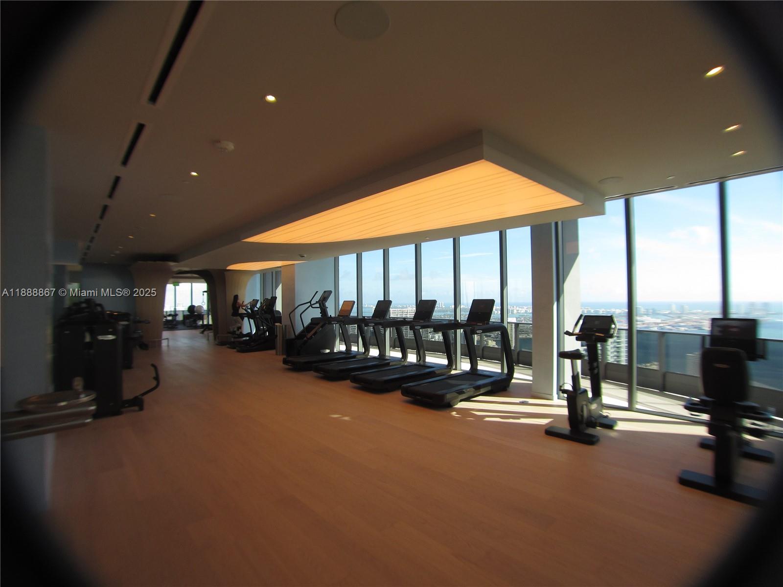 1000 Brickell Plz #4805, Miami FL 33131