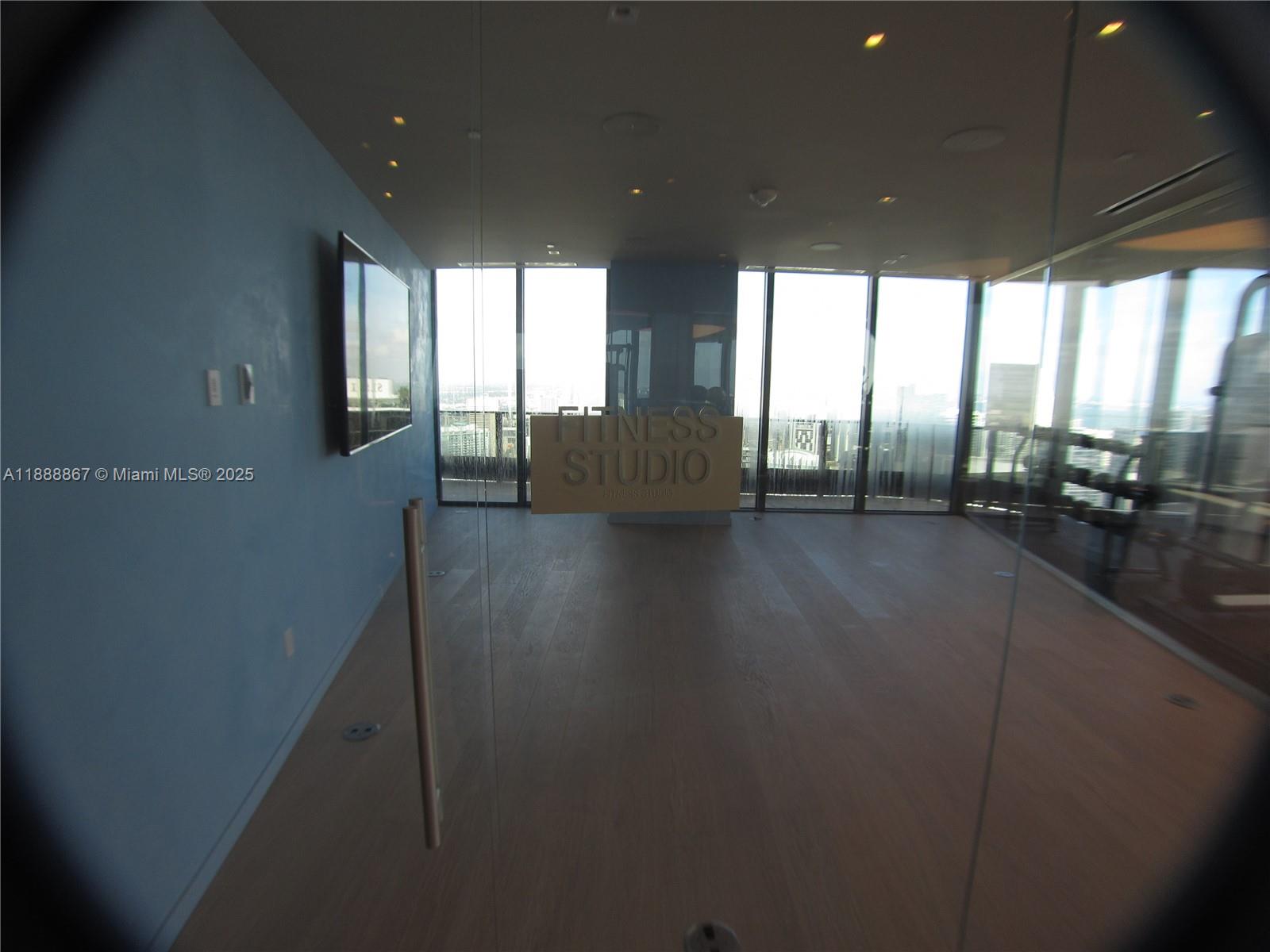 1000 Brickell Plz #4805, Miami FL 33131