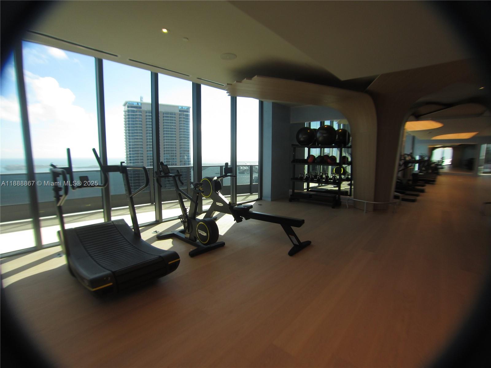 1000 Brickell Plz #4805, Miami FL 33131