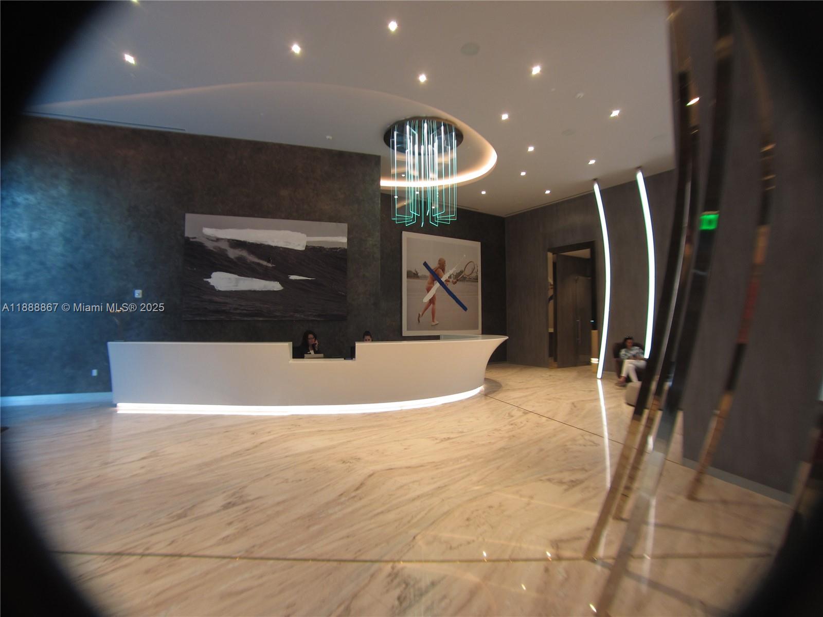 1000 Brickell Plz #4805, Miami FL 33131