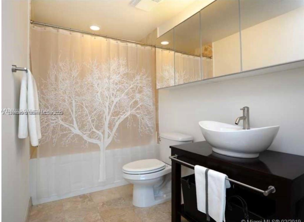350 S Miami Ave #2113, Miami FL 33130