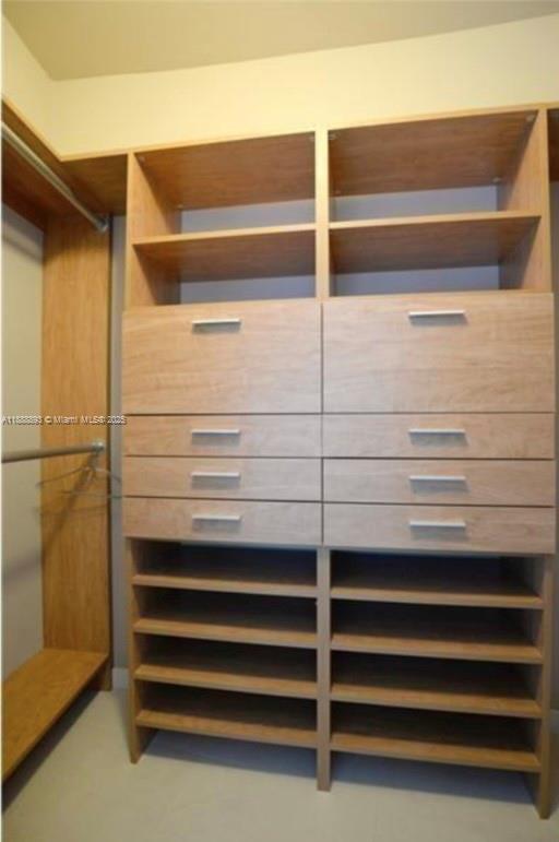 350 S Miami Ave #2113, Miami FL 33130