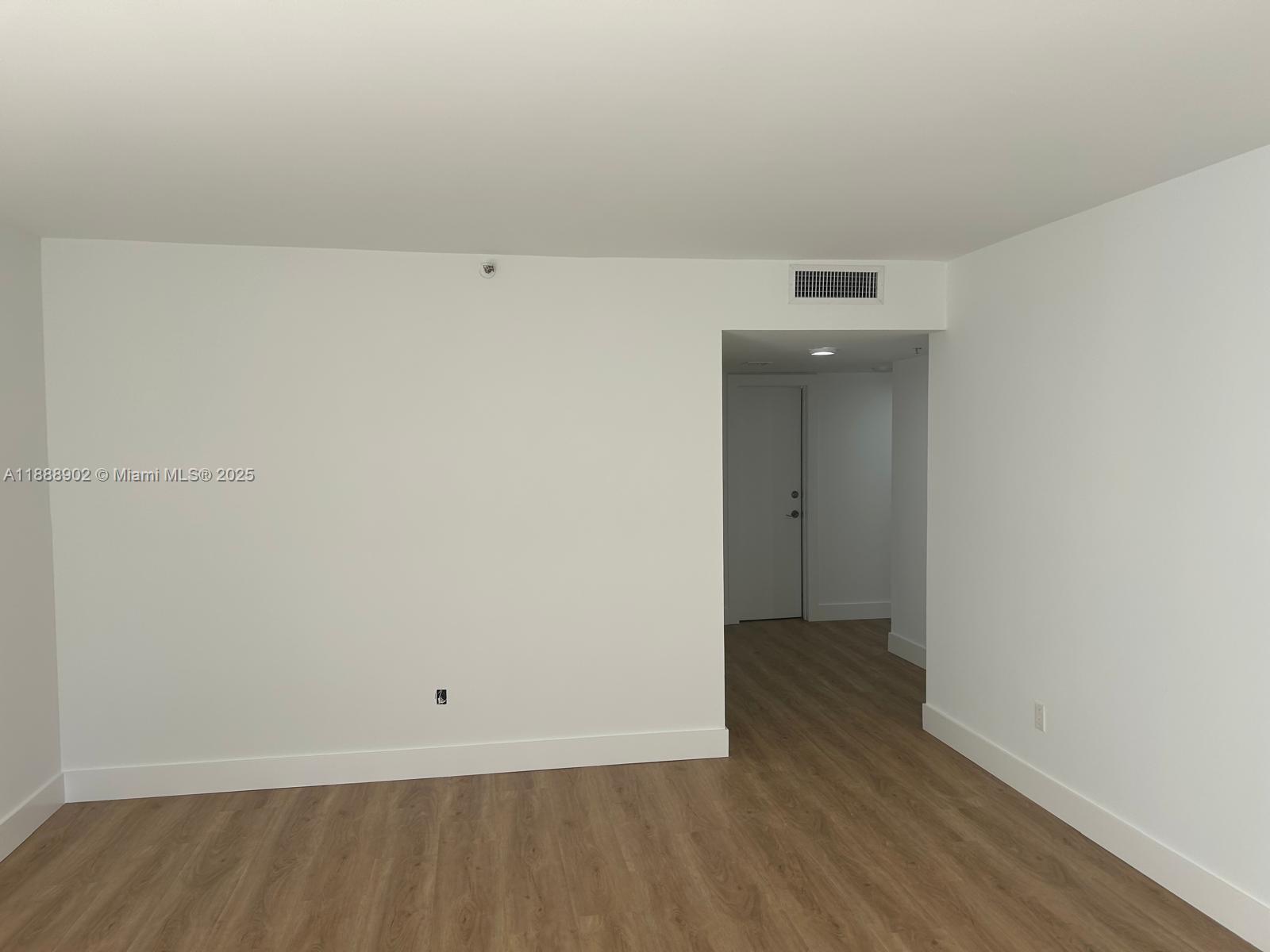 10175 Collins Ave #1104, Bal Harbour FL 33154