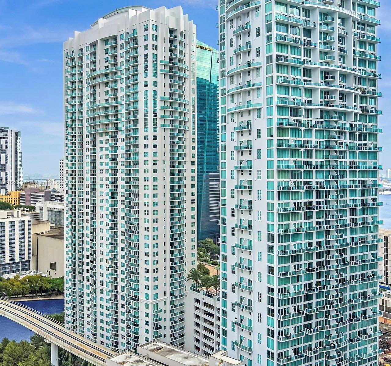 41 SE 5th St #501, Miami FL 33131