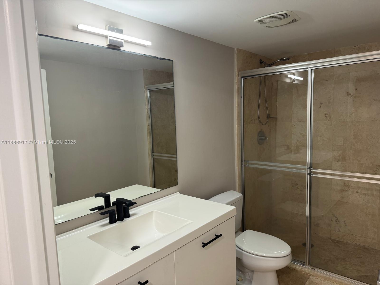 41 SE 5th St #501, Miami FL 33131