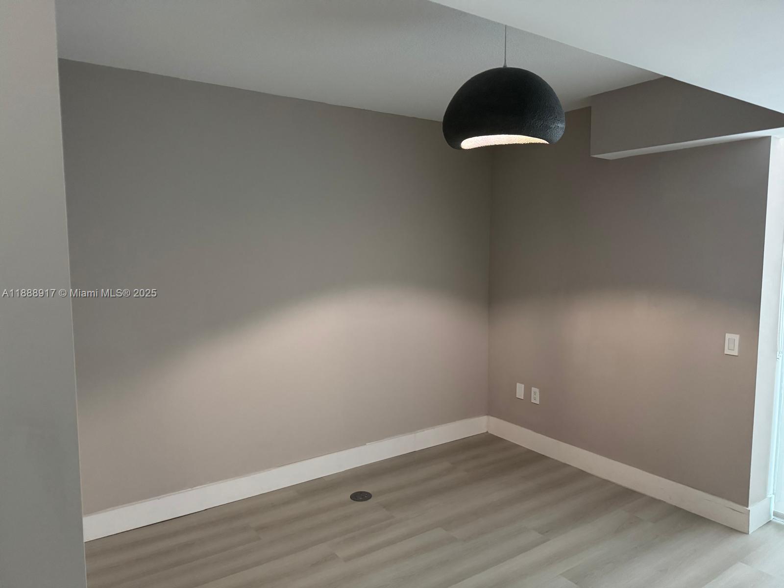 41 SE 5th St #501, Miami FL 33131