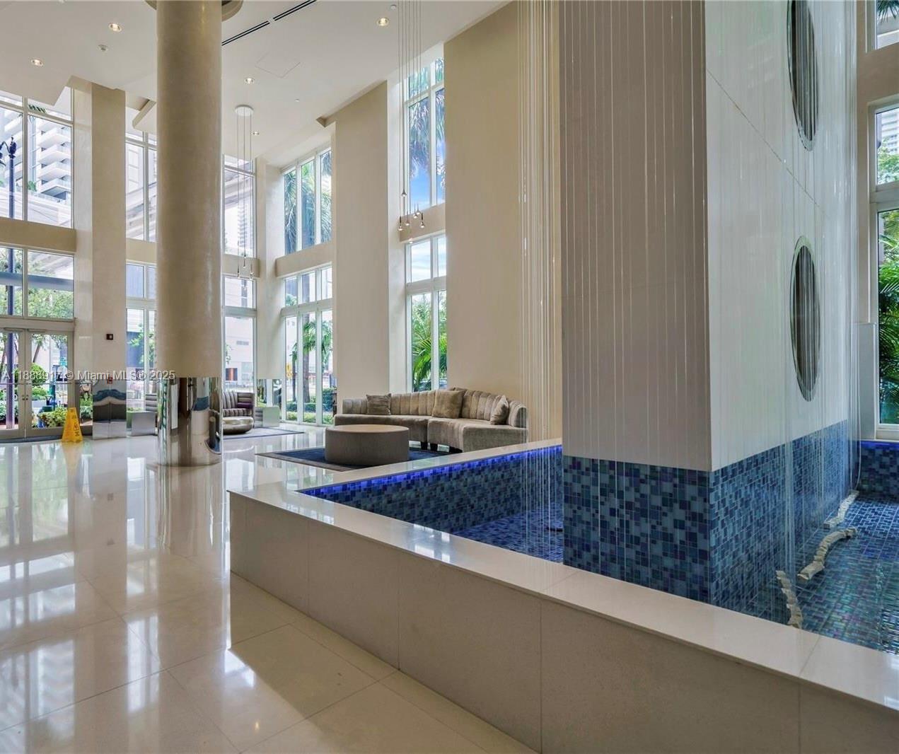 41 SE 5th St #501, Miami FL 33131
