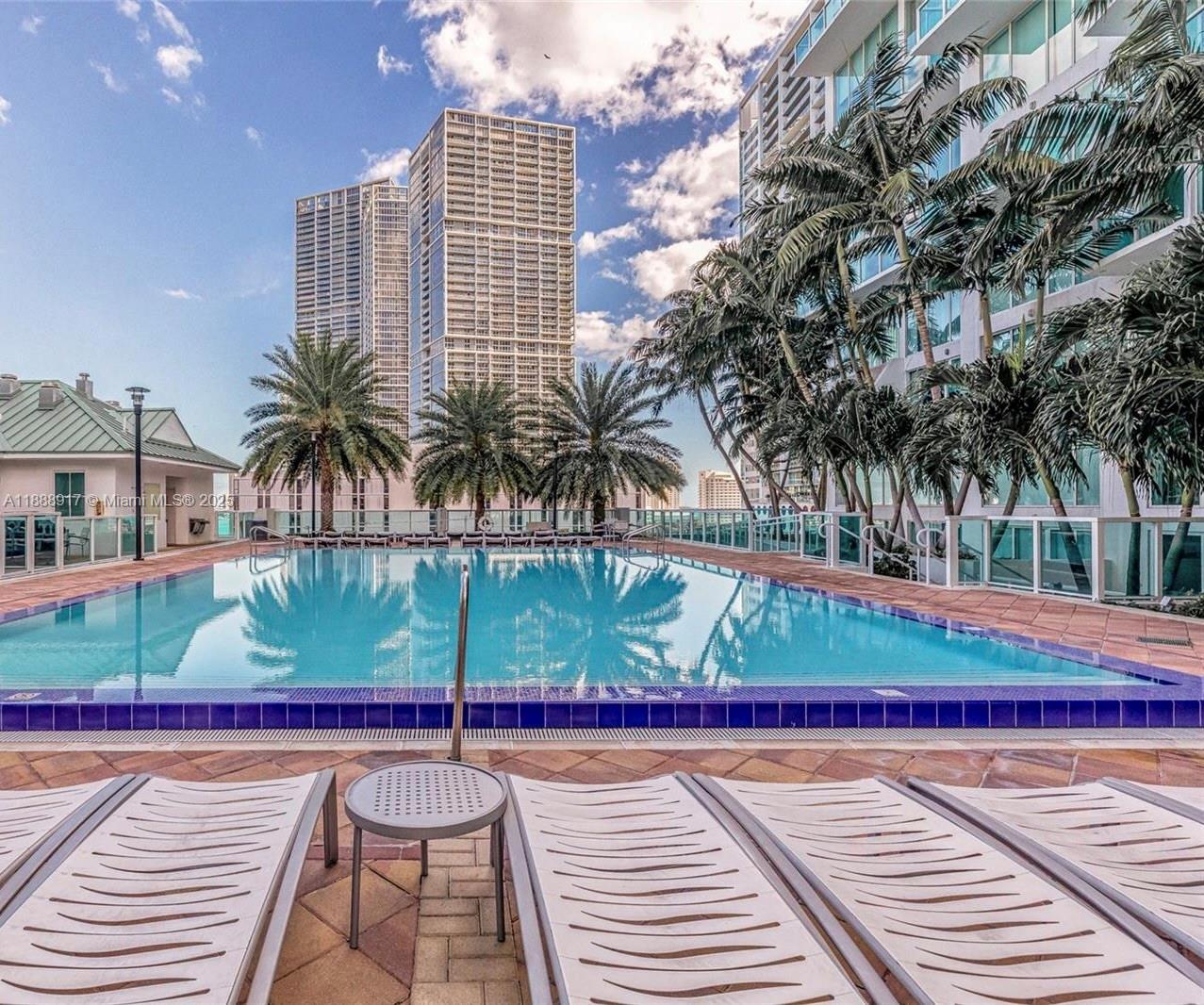 41 SE 5th St #501, Miami FL 33131