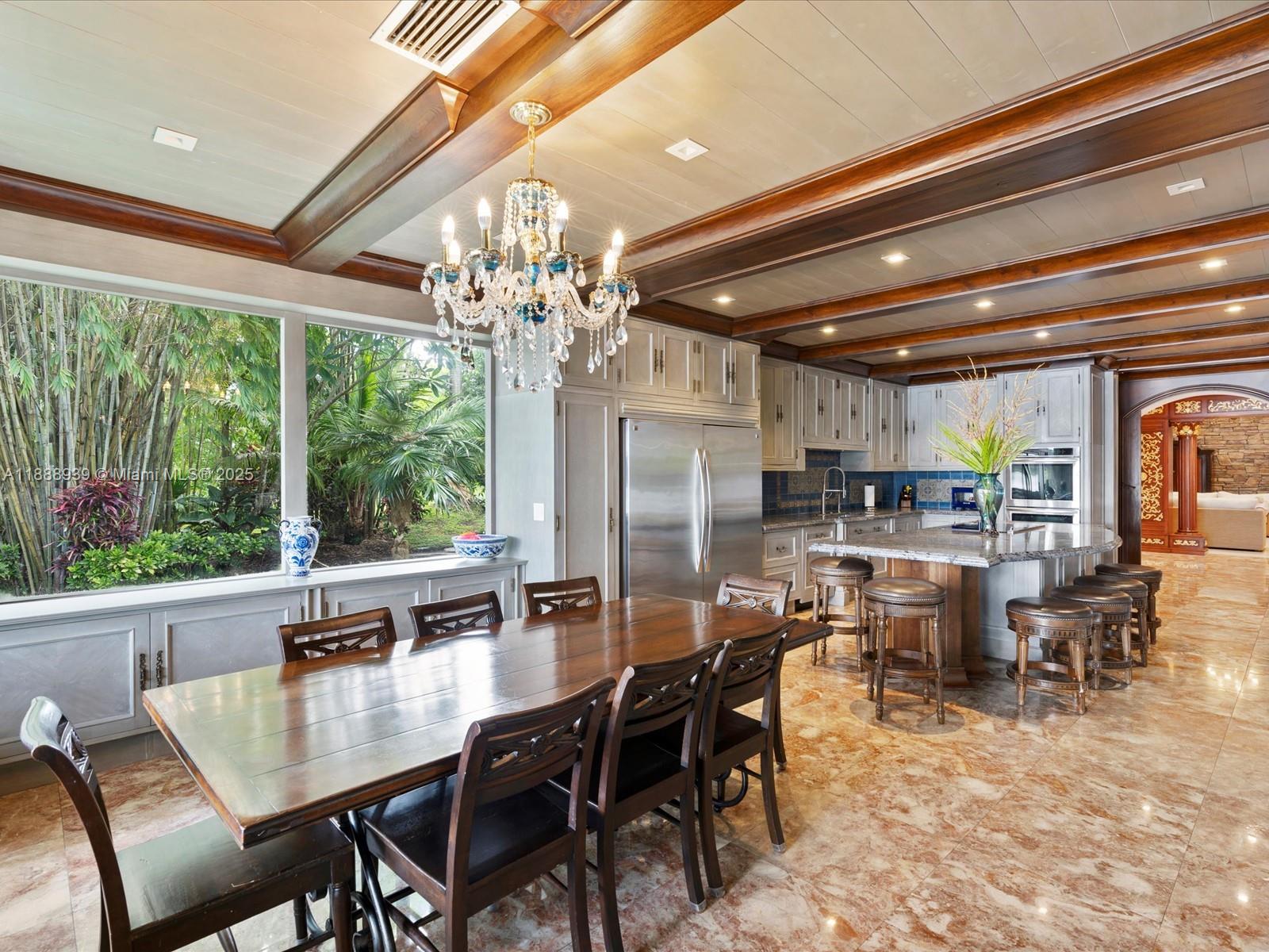2941 Paddock Ln, Weston FL 33331