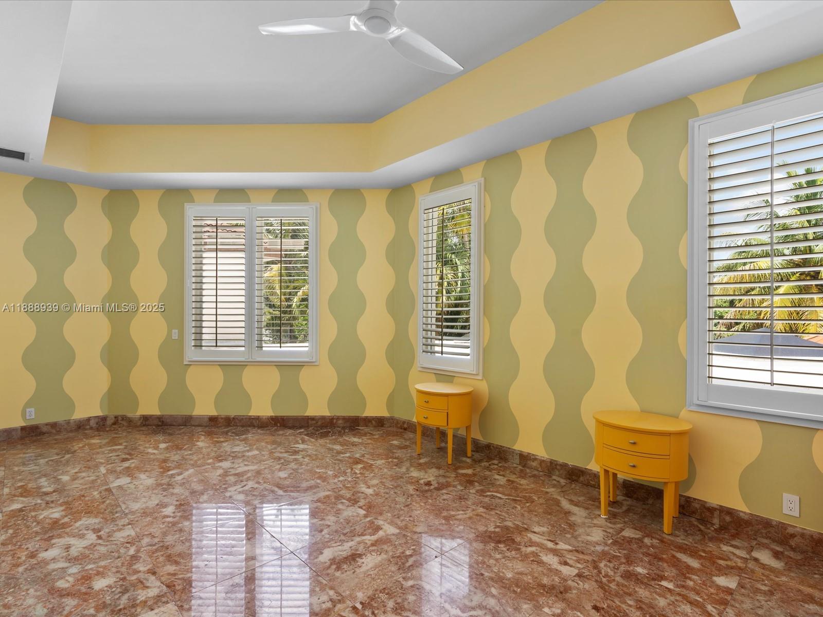 2941 Paddock Ln, Weston FL 33331