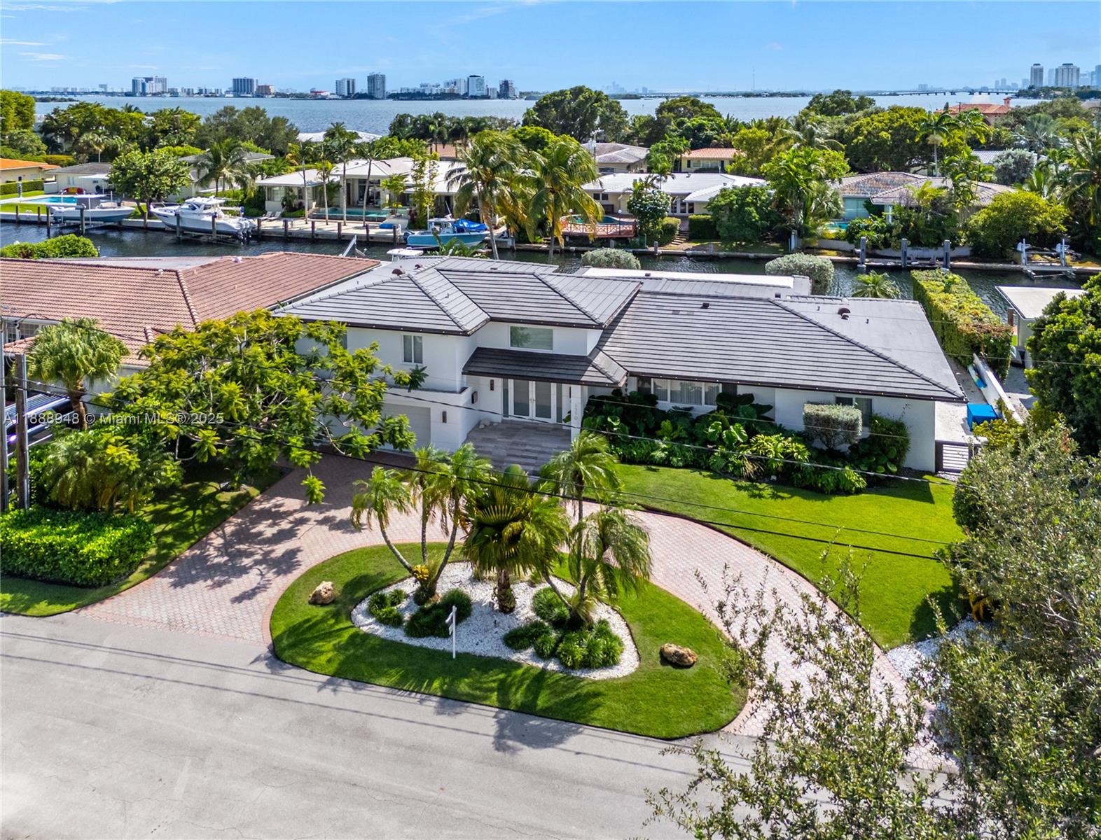 1370 NE 103rd St, Miami Shores FL 33138