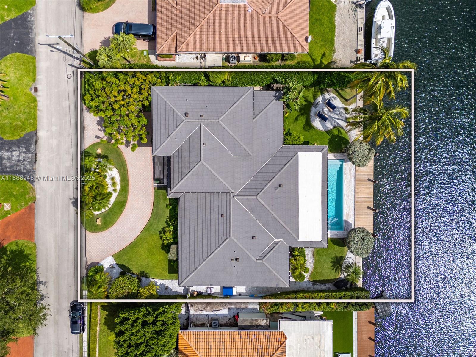1370 NE 103rd St, Miami Shores FL 33138