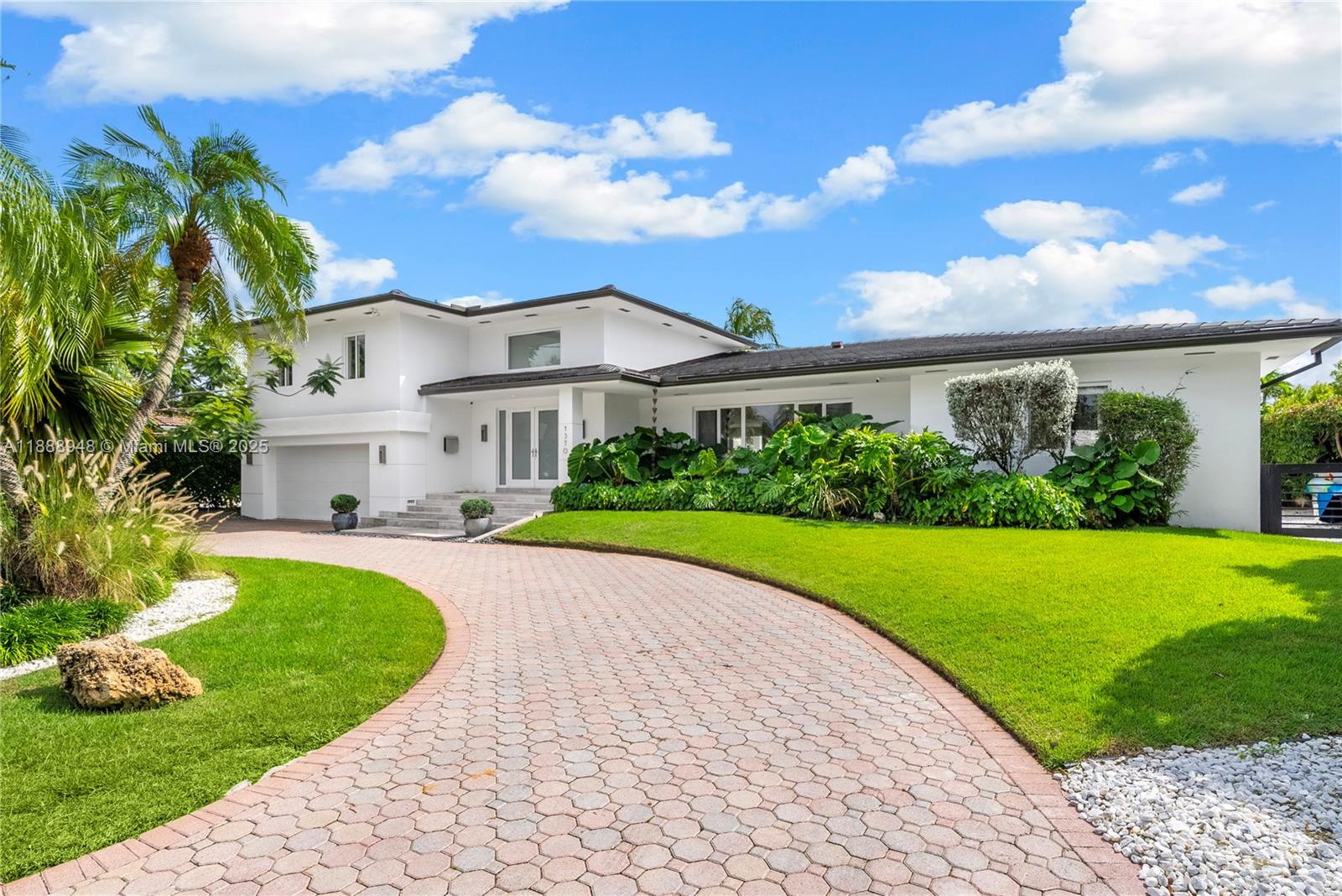 1370 NE 103rd St, Miami Shores FL 33138