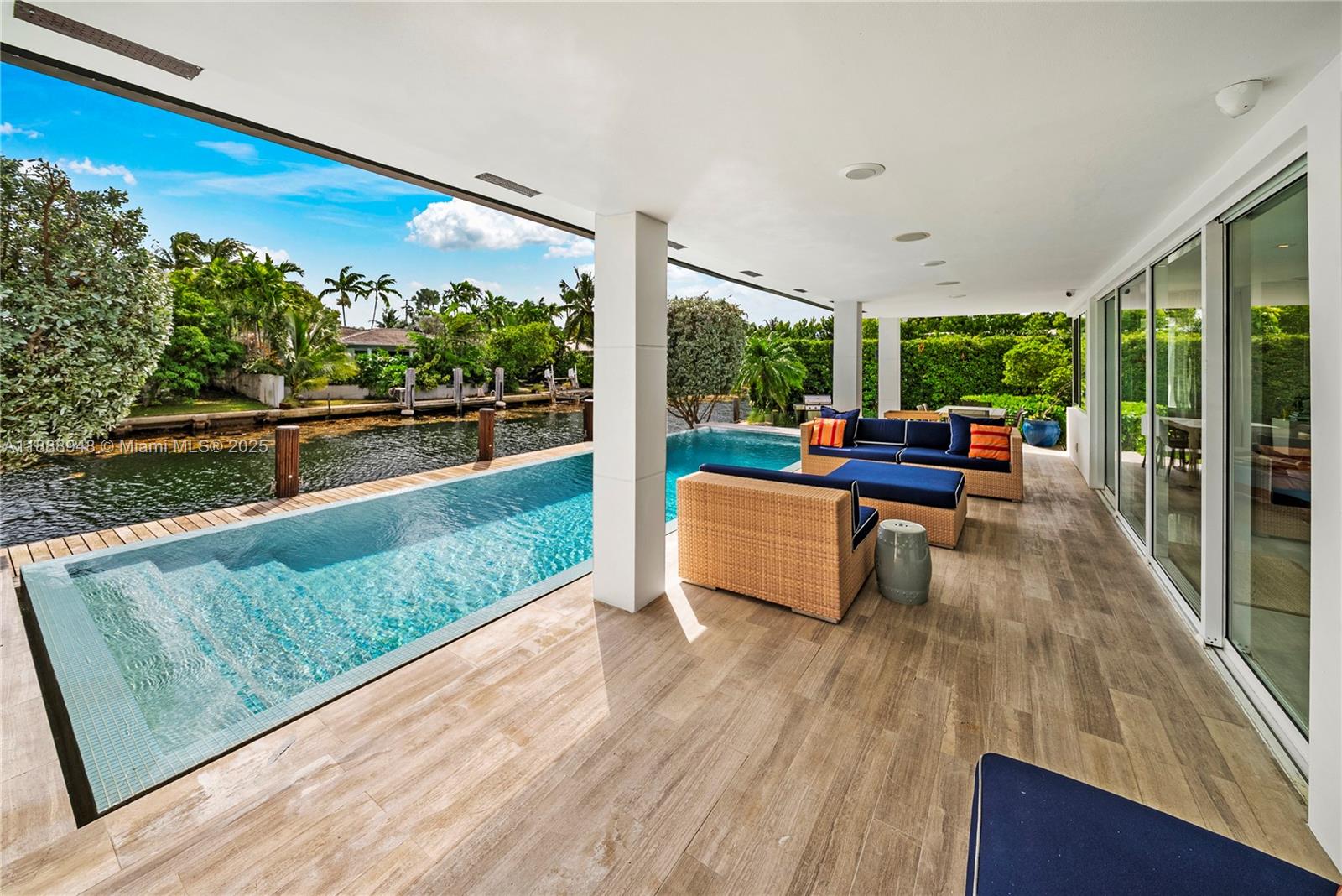1370 NE 103rd St, Miami Shores FL 33138