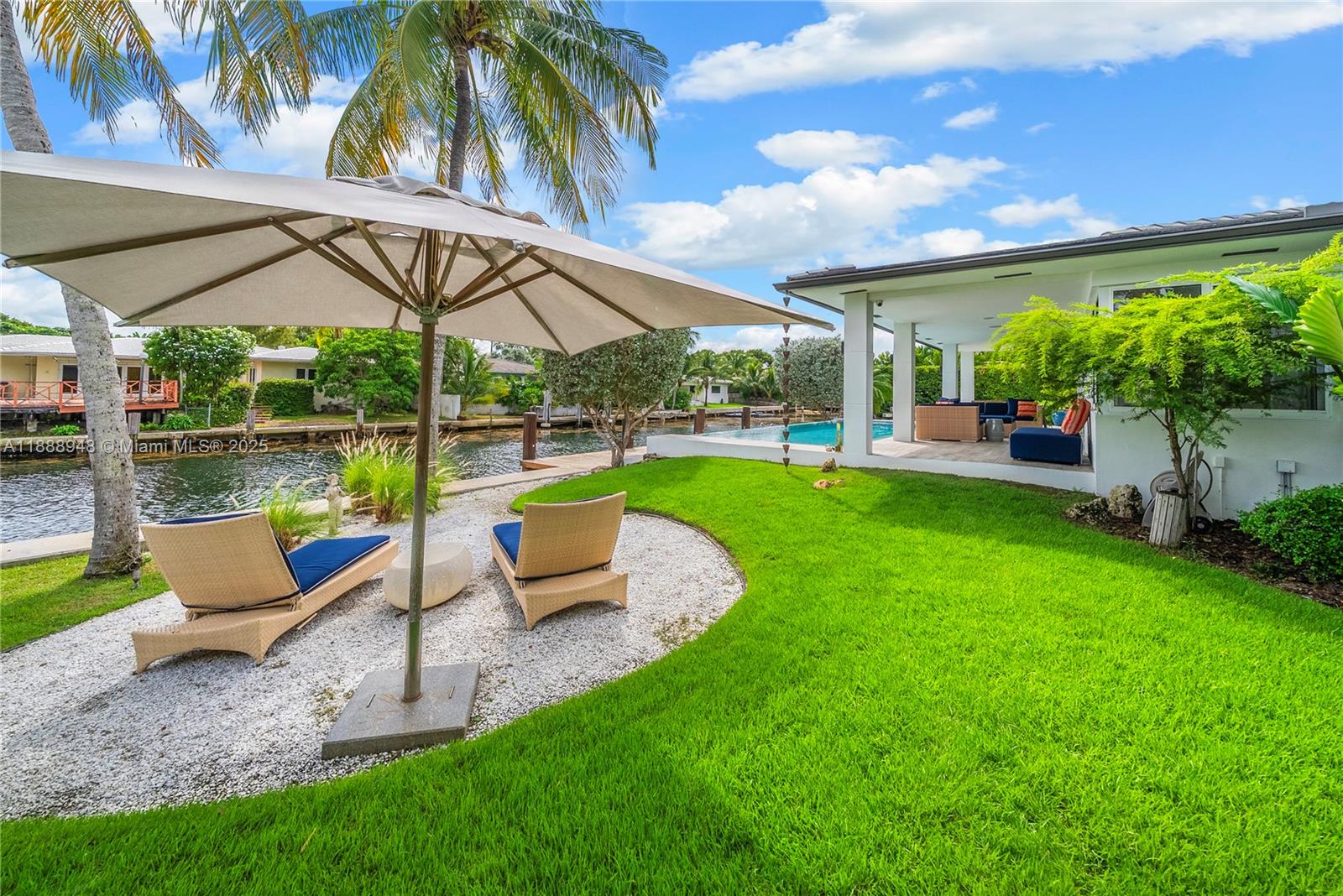 1370 NE 103rd St, Miami Shores FL 33138