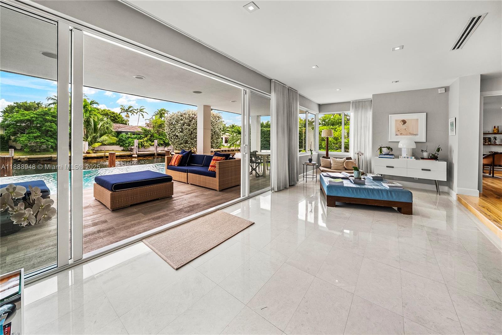 1370 NE 103rd St, Miami Shores FL 33138