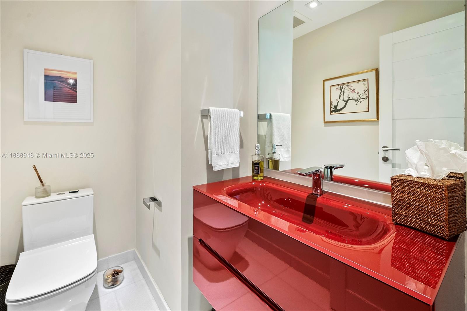 1370 NE 103rd St, Miami Shores FL 33138
