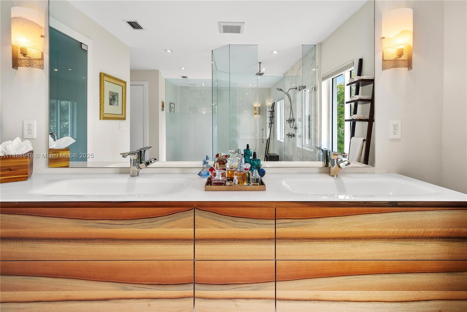 1370 NE 103rd St, Miami Shores FL 33138
