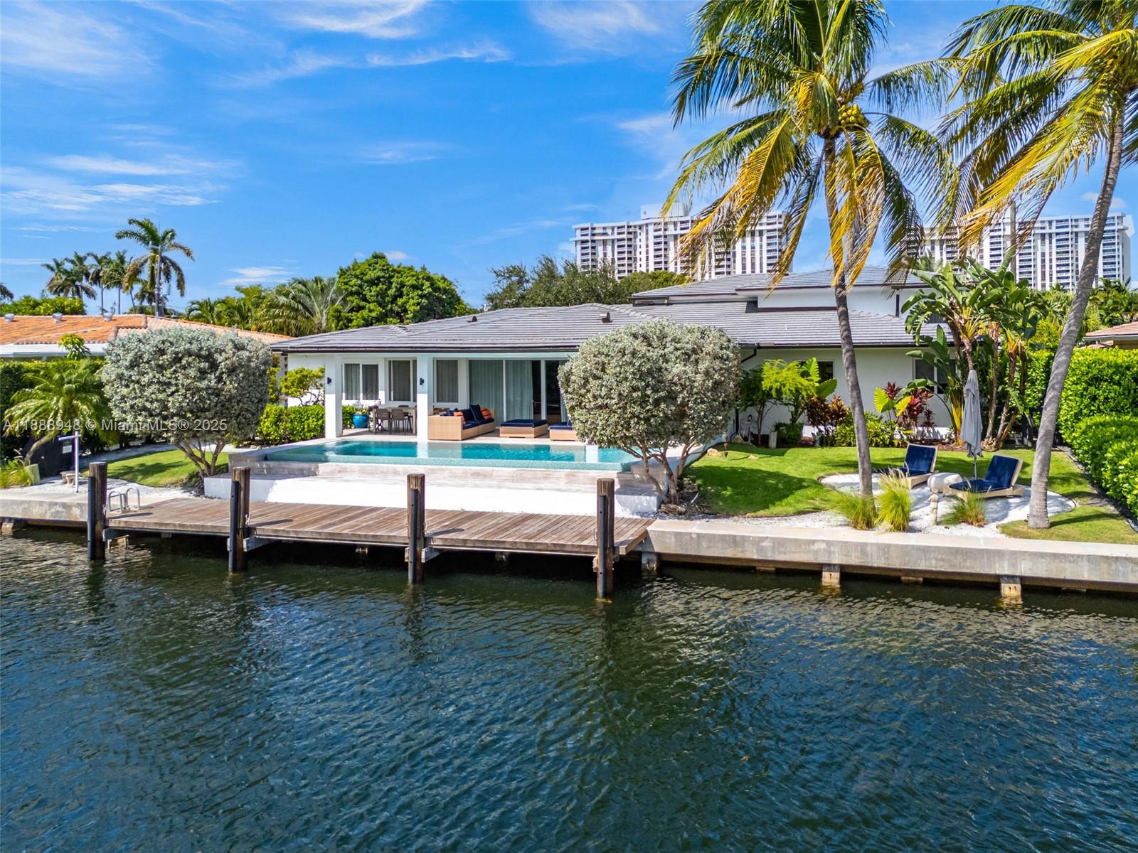1370 NE 103rd St, Miami Shores FL 33138
