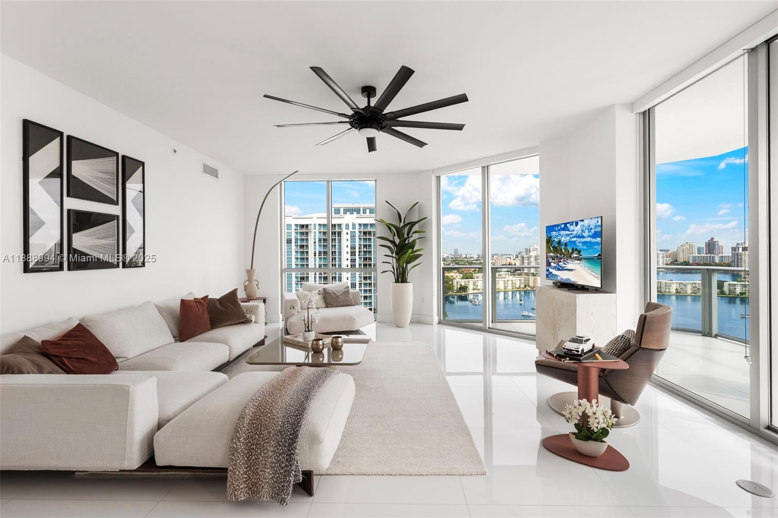 17111 Biscayne Blvd #2109, North Miami Beach FL 33160