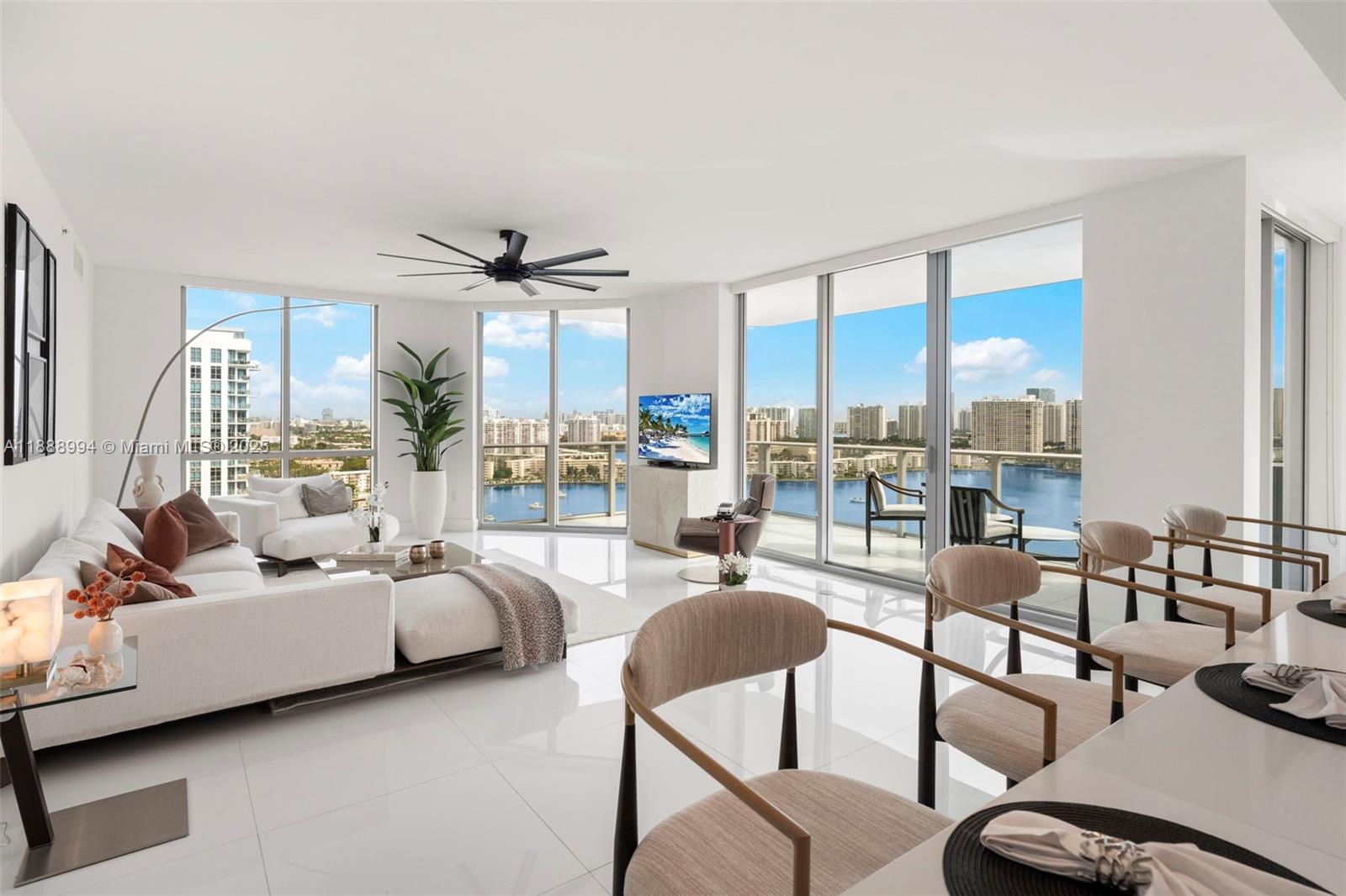 17111 Biscayne Blvd #2109, North Miami Beach FL 33160
