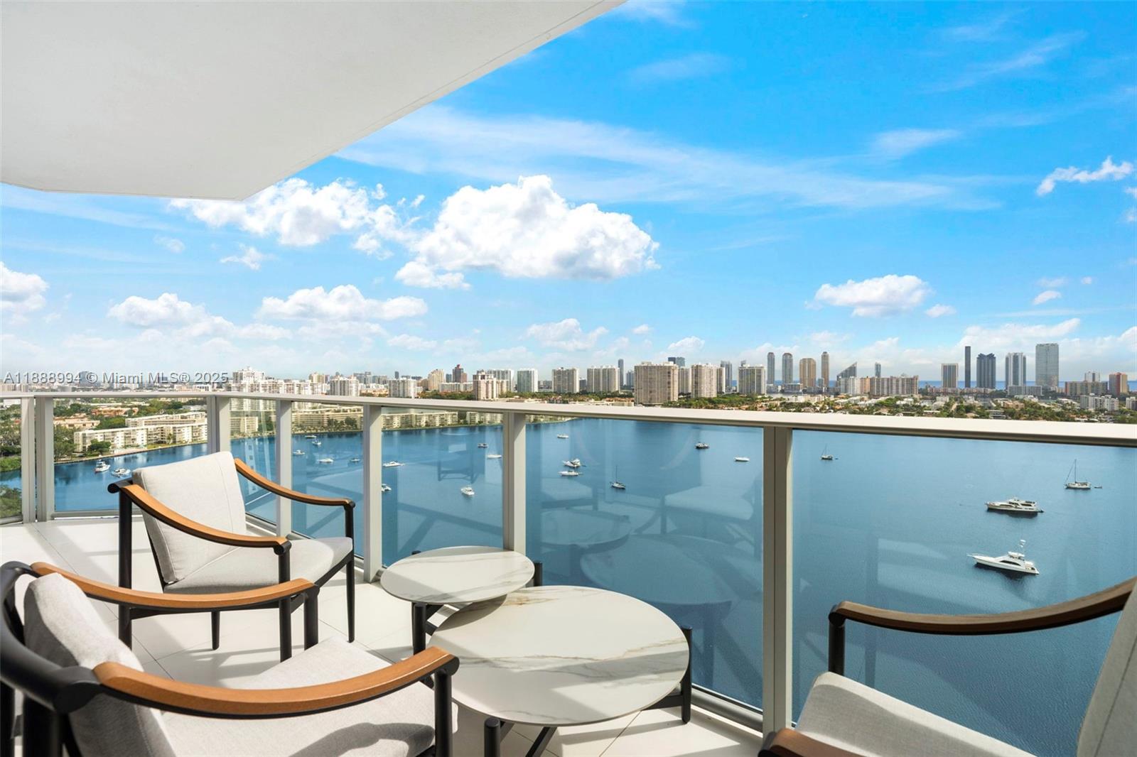 17111 Biscayne Blvd #2109, North Miami Beach FL 33160