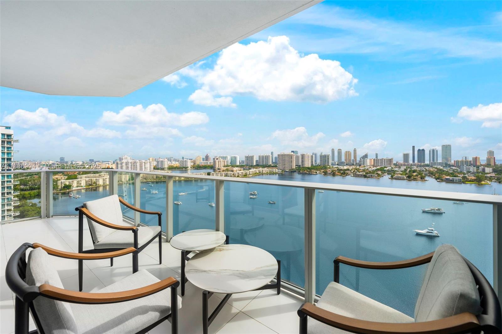 17111 Biscayne Blvd #2109, North Miami Beach FL 33160