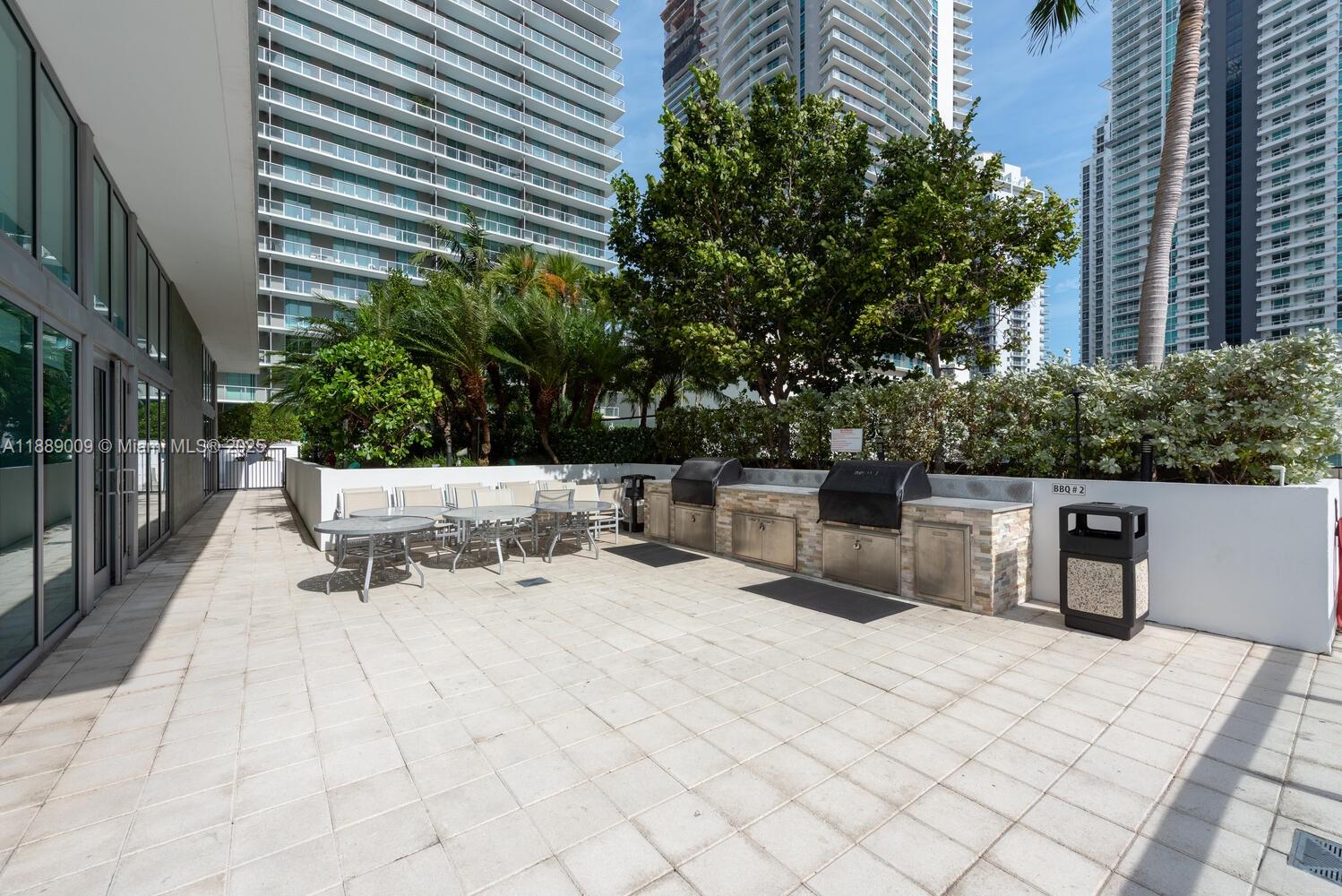 79 SW 12th St #2605-S, Miami FL 33130