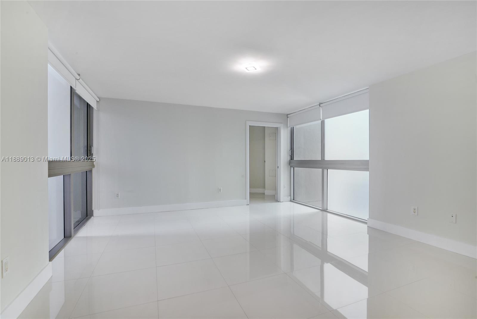 2950 NE 188th St #343, Aventura FL 33180