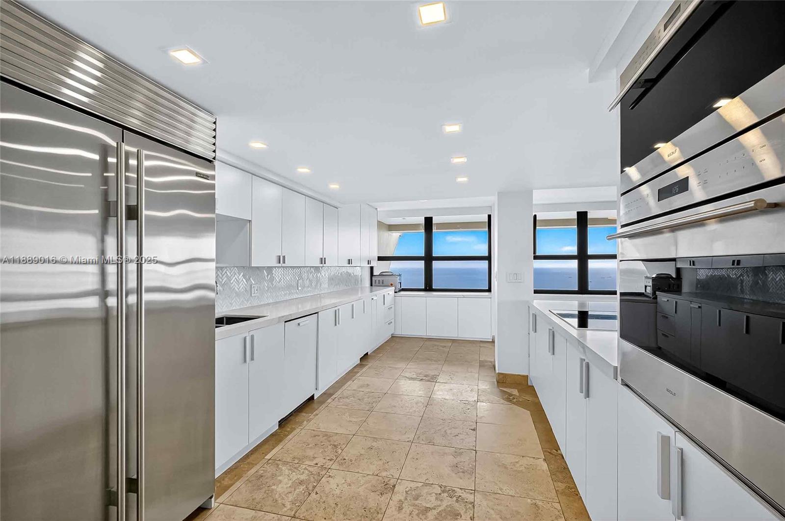 3 Grove Isle Dr #C1802, Coconut Grove FL 33133