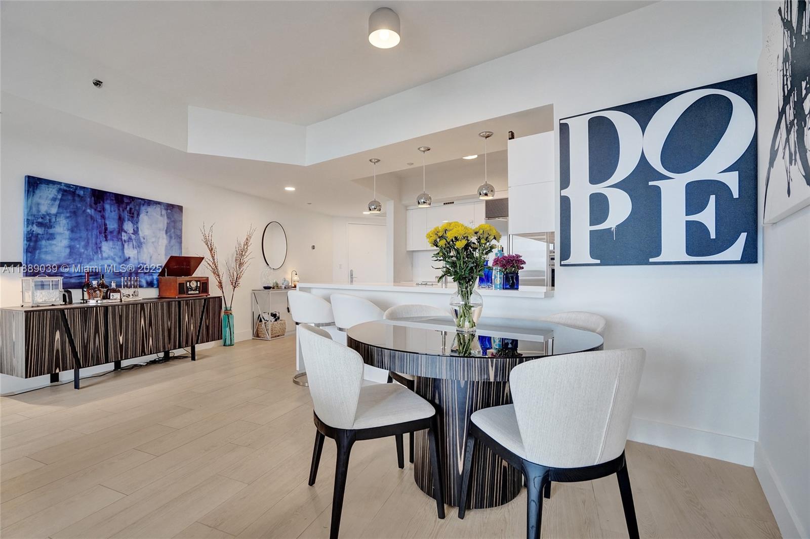 400 Alton Rd #1505, Miami Beach FL 33139