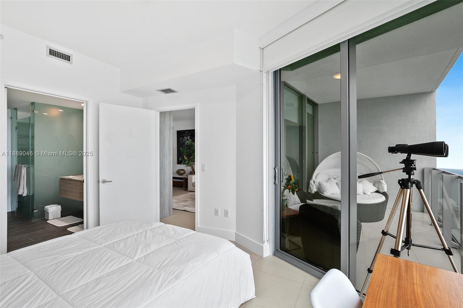 2900 NE 7th Ave #4406, Miami FL 33137