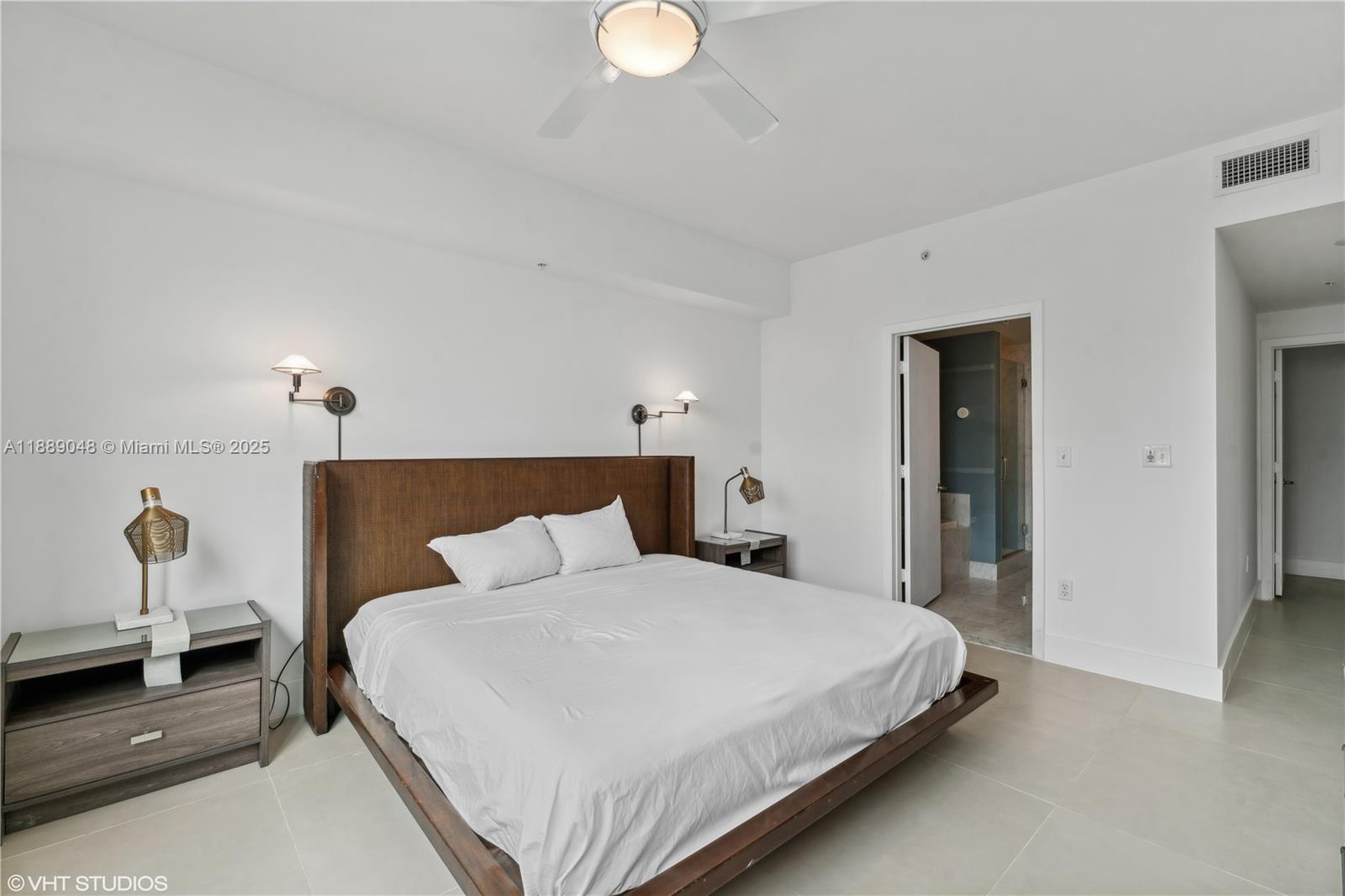 244 Biscayne Blvd #3903, Miami FL 33132