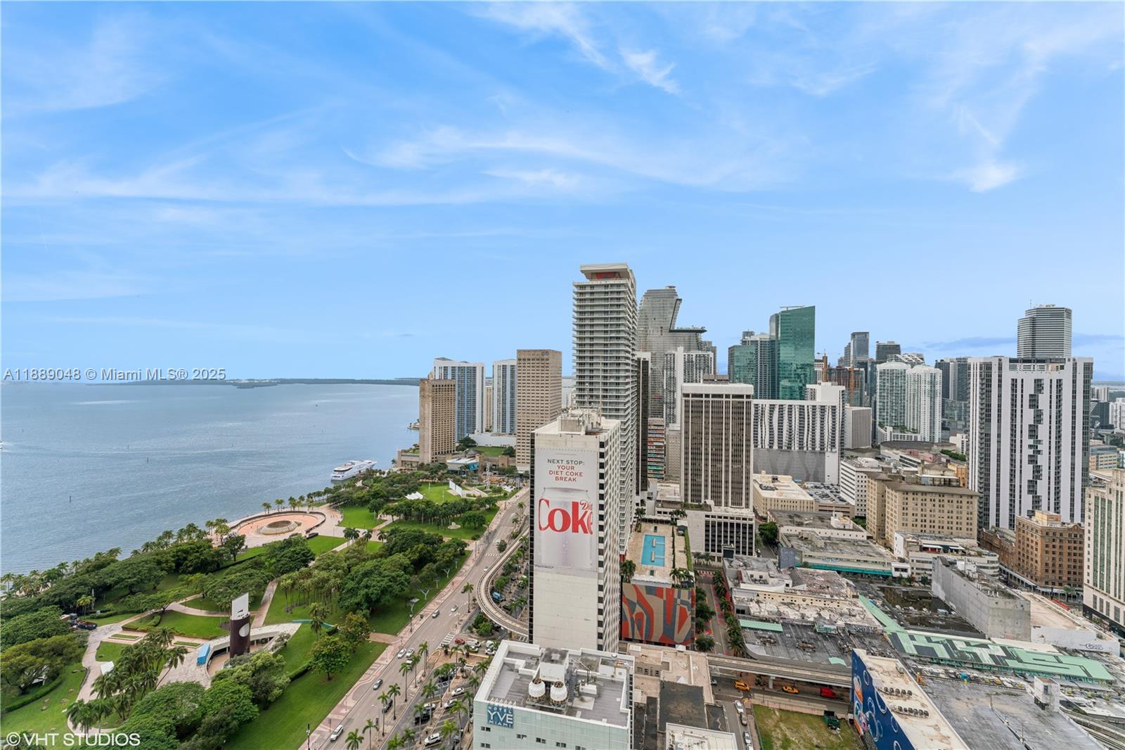 244 Biscayne Blvd #3903, Miami FL 33132