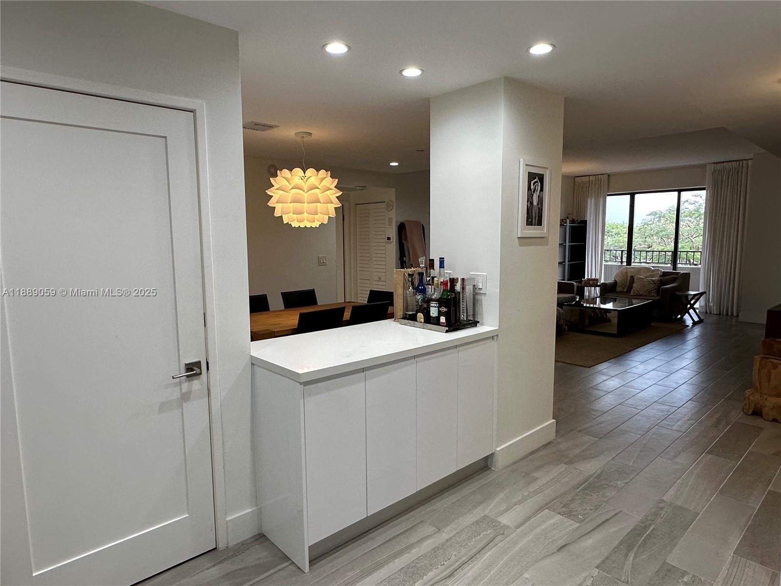 201 Crandon Blvd #302, Key Biscayne FL 33149