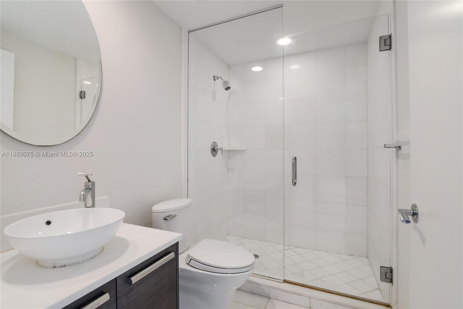 2950 NE 188th St #309, Aventura FL 33180