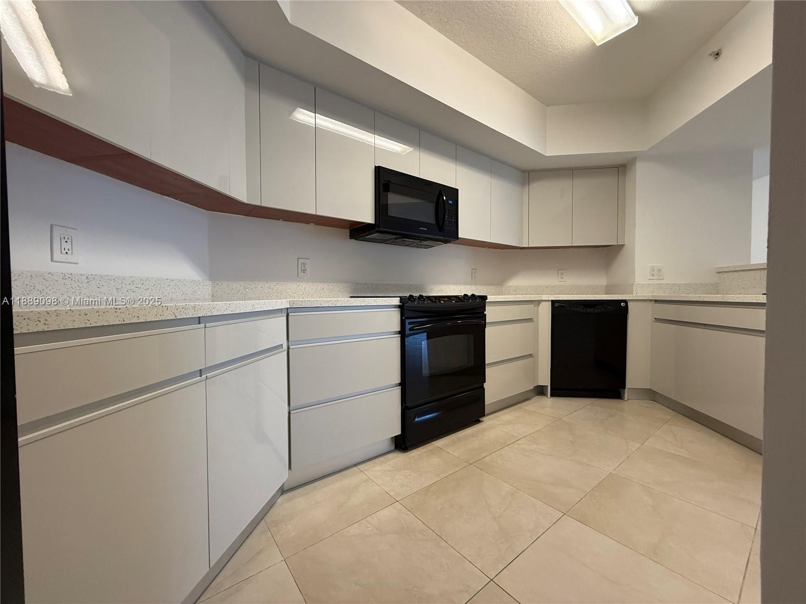Sunny Isles Beach FL 33160 - A11889098