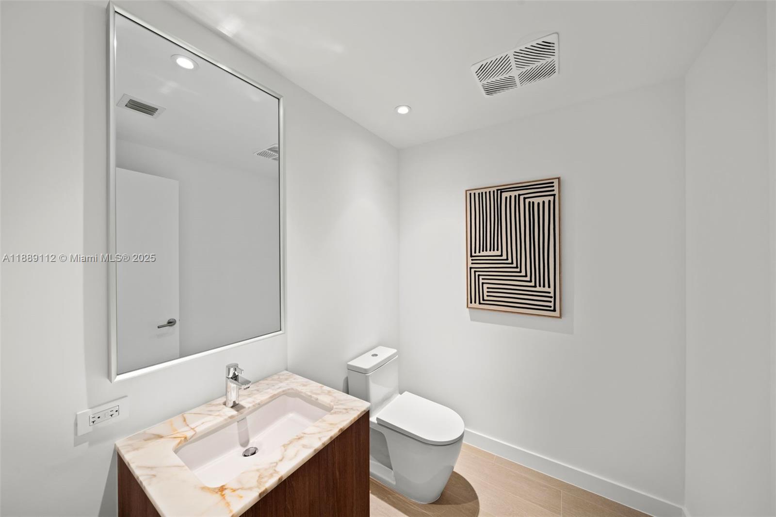 500 Alton Rd #2304, Miami Beach FL 33139