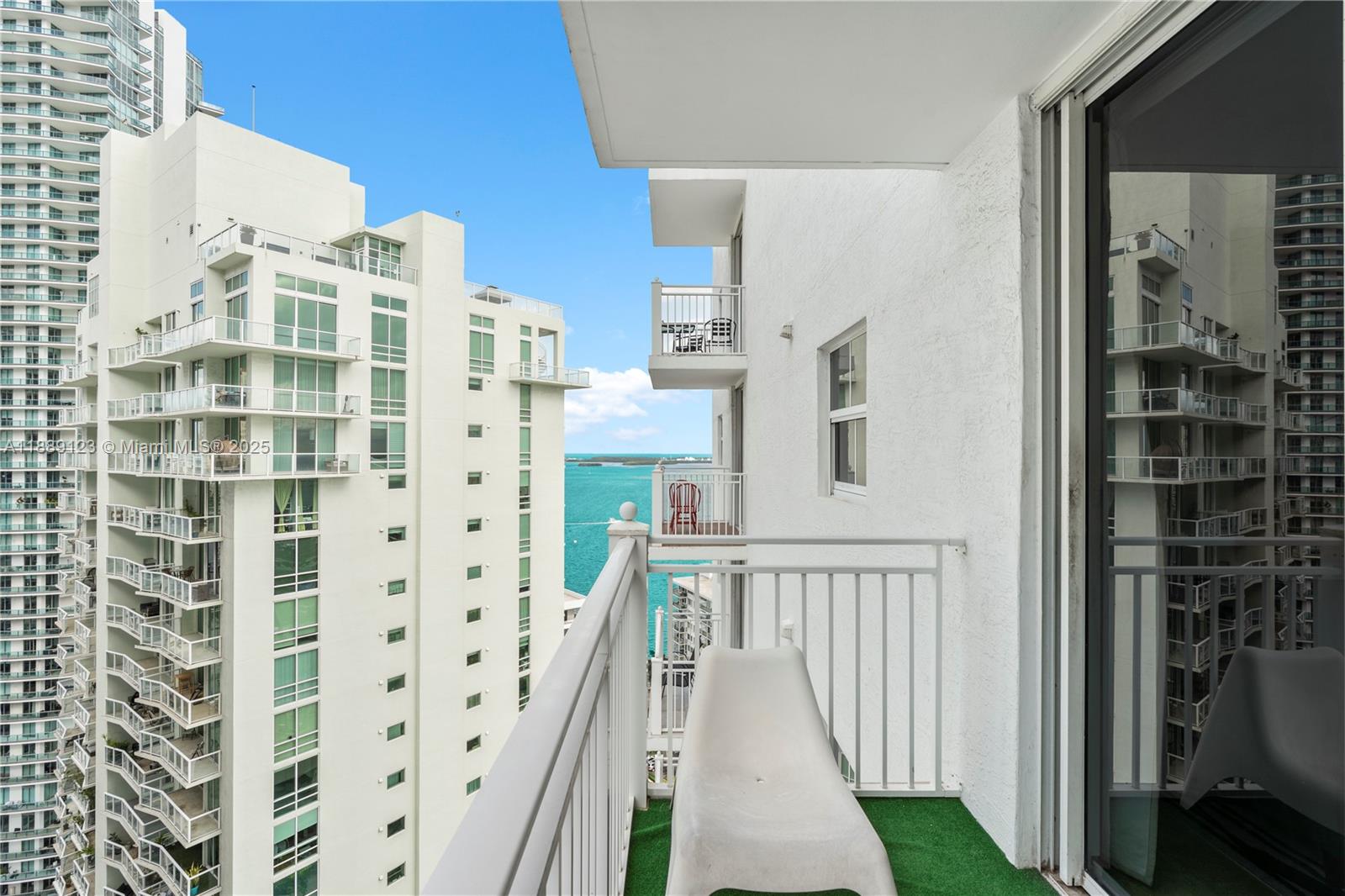 185 SE 14th Ter #2602, Miami FL 33131